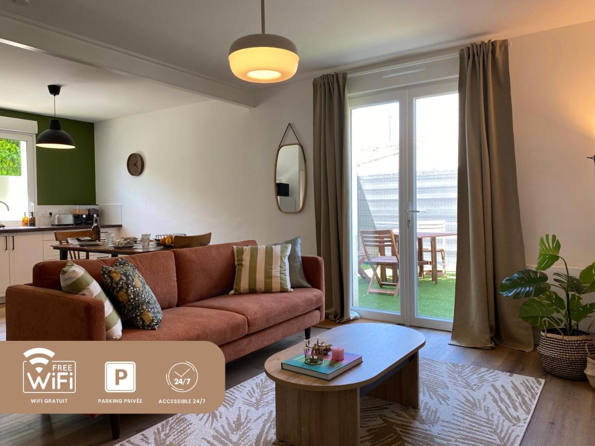 Le Cinquieme Vila Bressuire Exterior foto